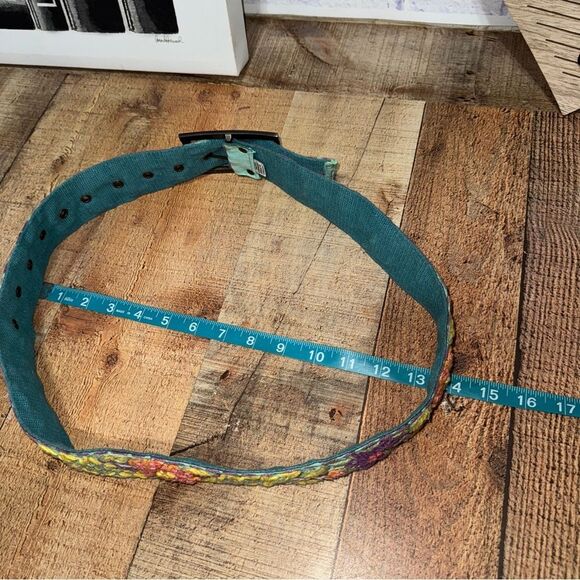 Beautiful wide embroidered belt - Picture 4 of 7